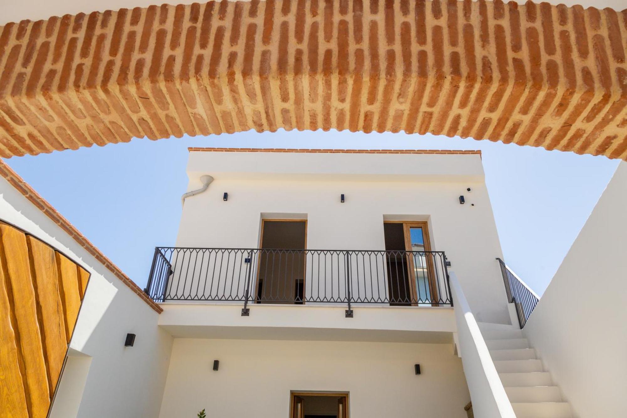 Ausentu Guest House Tortoli Exterior photo